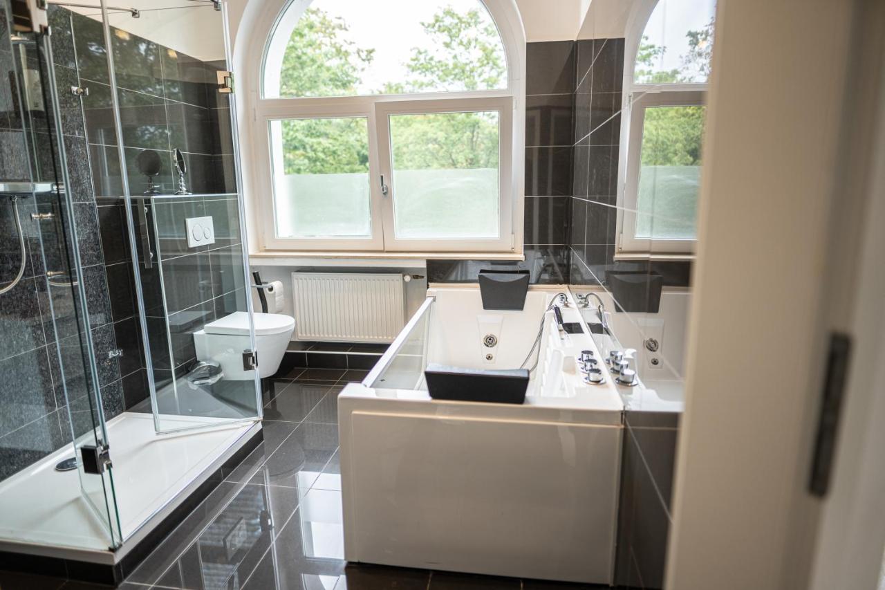 Villa Bowdy Niederzier Esterno foto